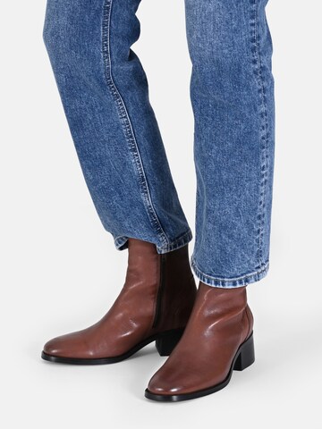 Bottines ' THEA ' Apple of Eden en marron : devant