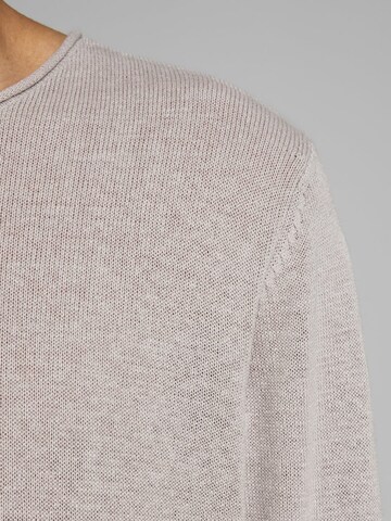 Coupe regular Pull-over JACK & JONES en gris
