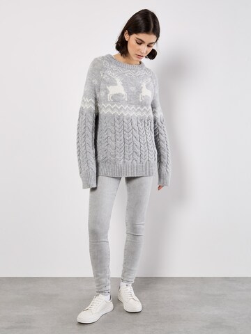 Pull-over ' ' Apricot en gris