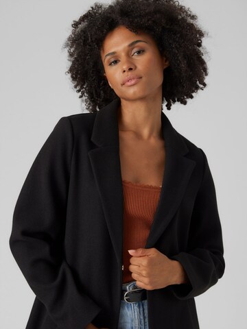 Manteau mi-saison 'POP' VERO MODA en noir