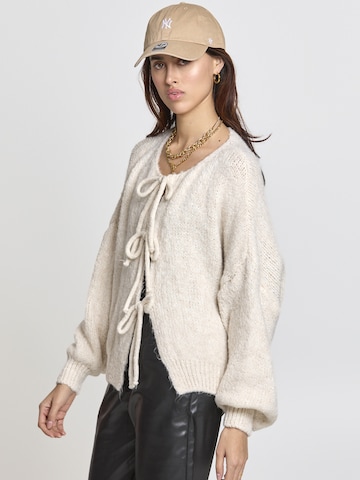 Lilavie Strickjacke ' Miaa ' in Beige