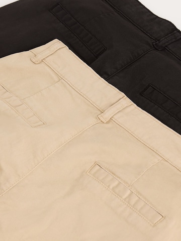 regular Pantaloni chino di Friends Like These in beige