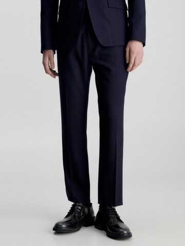 Calvin Klein Regular Pleated Pants in Blue: front