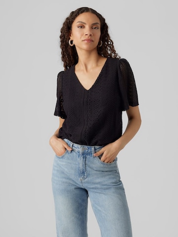 VERO MODA - Blusa 'Honey' en negro: frente