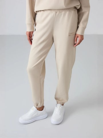 Tommy Life Jooksudress, värv beež
