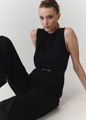 Tuta jumpsuit 'MIRTA' di MANGO in nero