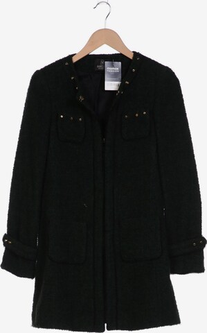 Madeleine Jacket & Coat in S in Green: front