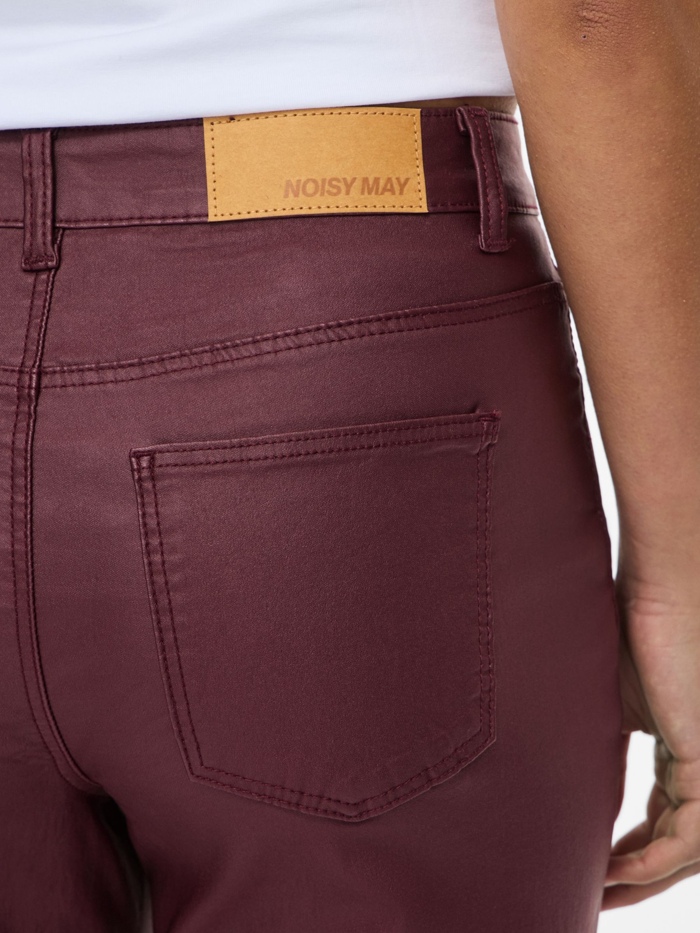 Noisy may Regular Jeans in Brown