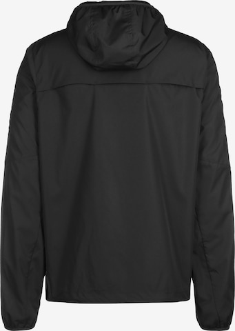 OUTFITTER Performance Jacket 'Tahi' in Black