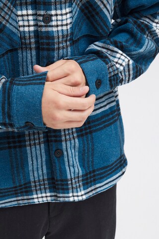!Solid Slim fit Button Up Shirt 'Aakon' in Blue