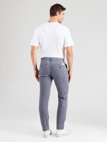 LEVI'S ® - Tapered Calças chino em cinzento: atrás