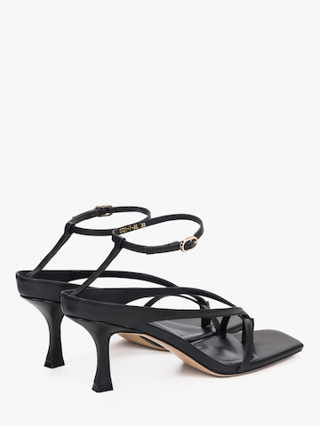 Estro Sandals '5721' in Black