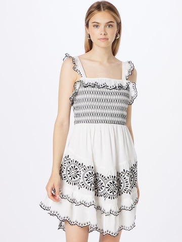 Rochie de la River Island pe alb: față