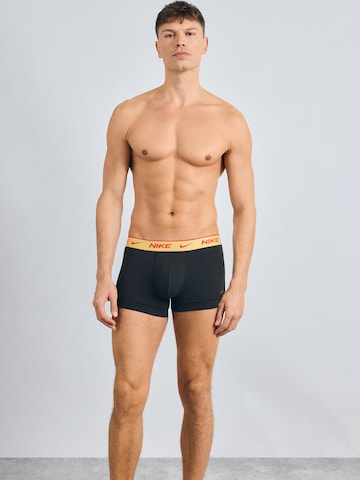 NIKE Underwear Sportunterhose in Schwarz