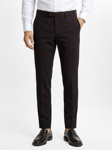 Coupe slim Pantalon à plis 'Hoxdon' Finshley & Harding London en noir : devant