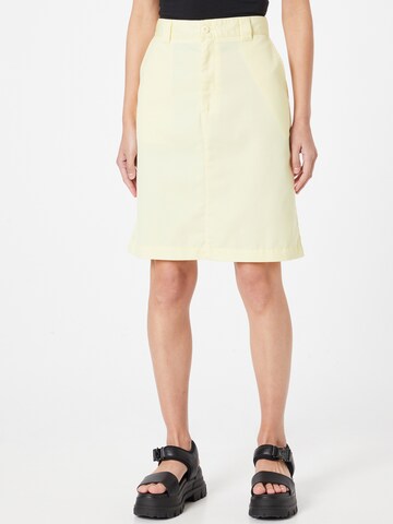 Carhartt WIP Skirt 'Master' in Yellow: front