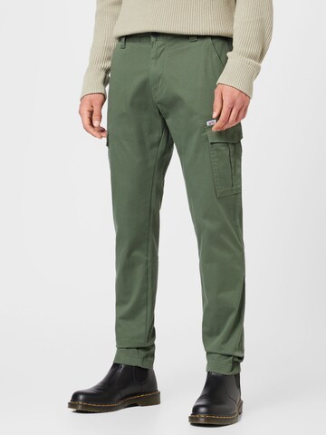 Tommy Jeans Regular Cargobyxa 'Scanton' i grön: framsida