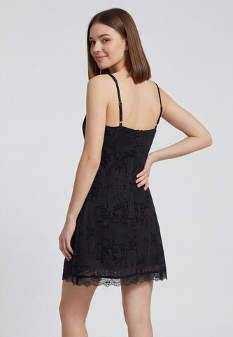 MYMO Dress in Black
