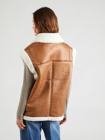 Summum Vest 'Lammy' in Brown