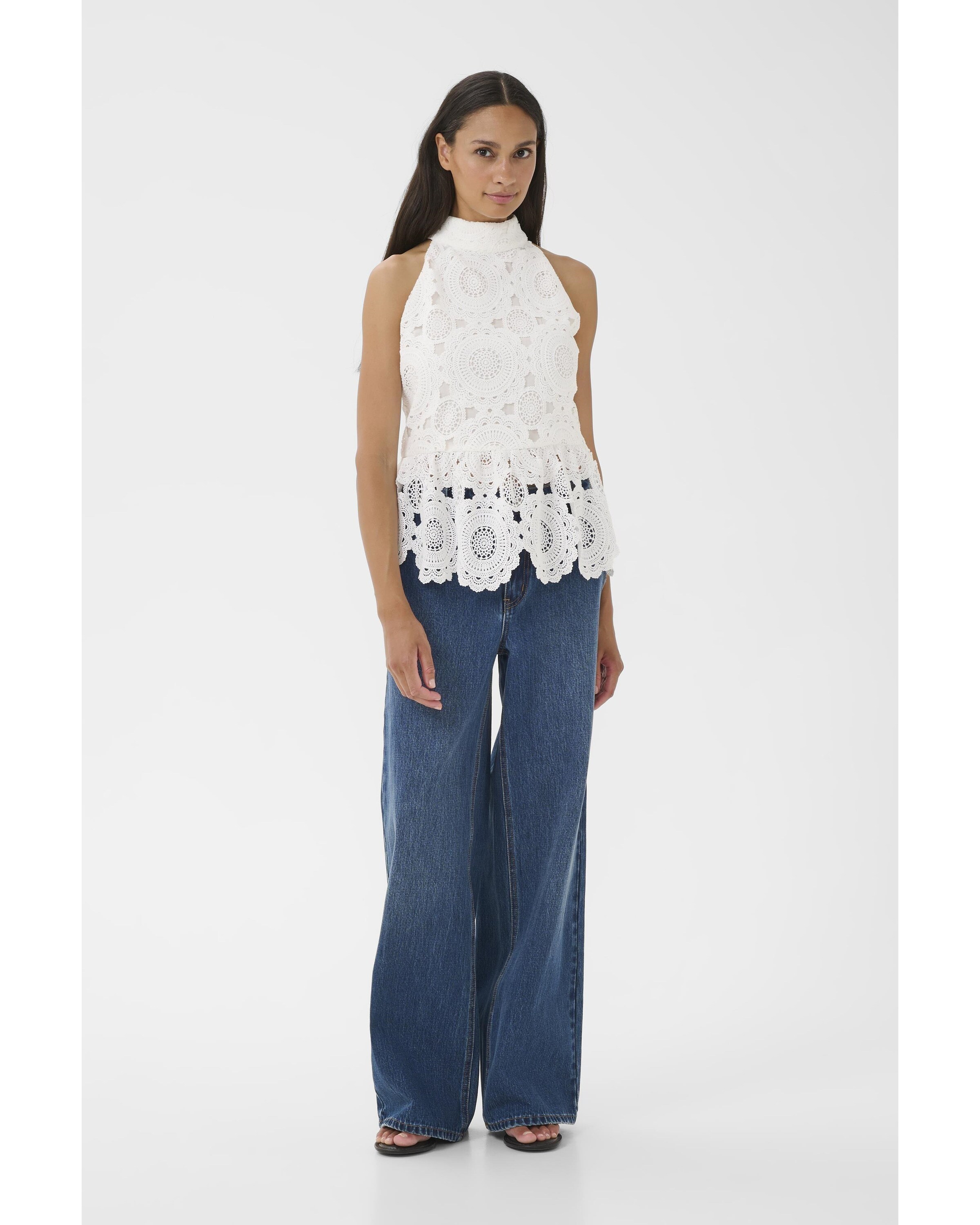 KAREN BY SIMONSEN Top w kolorze biały