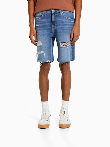 Bershka Regular Jeans in Blauw: voorkant