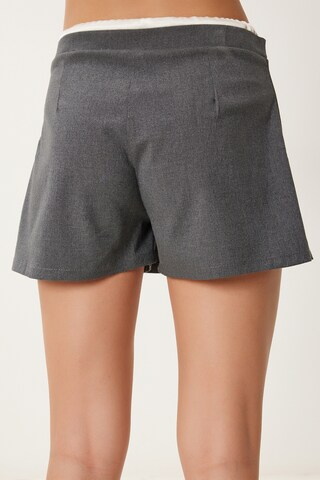 Happiness İstanbul Skirt in Grey