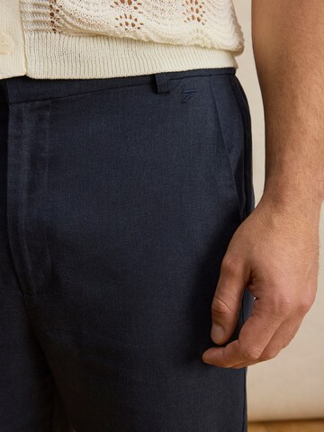 DAN FOX APPAREL regular Παντελόνι 'Halil' σε μπλε