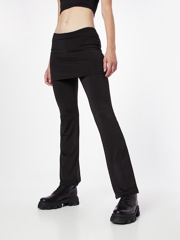 Regular Pantalon 'Bella' WEEKDAY en noir : devant