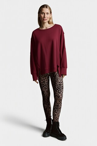 Cotton Candy Sweatshirt in Beige