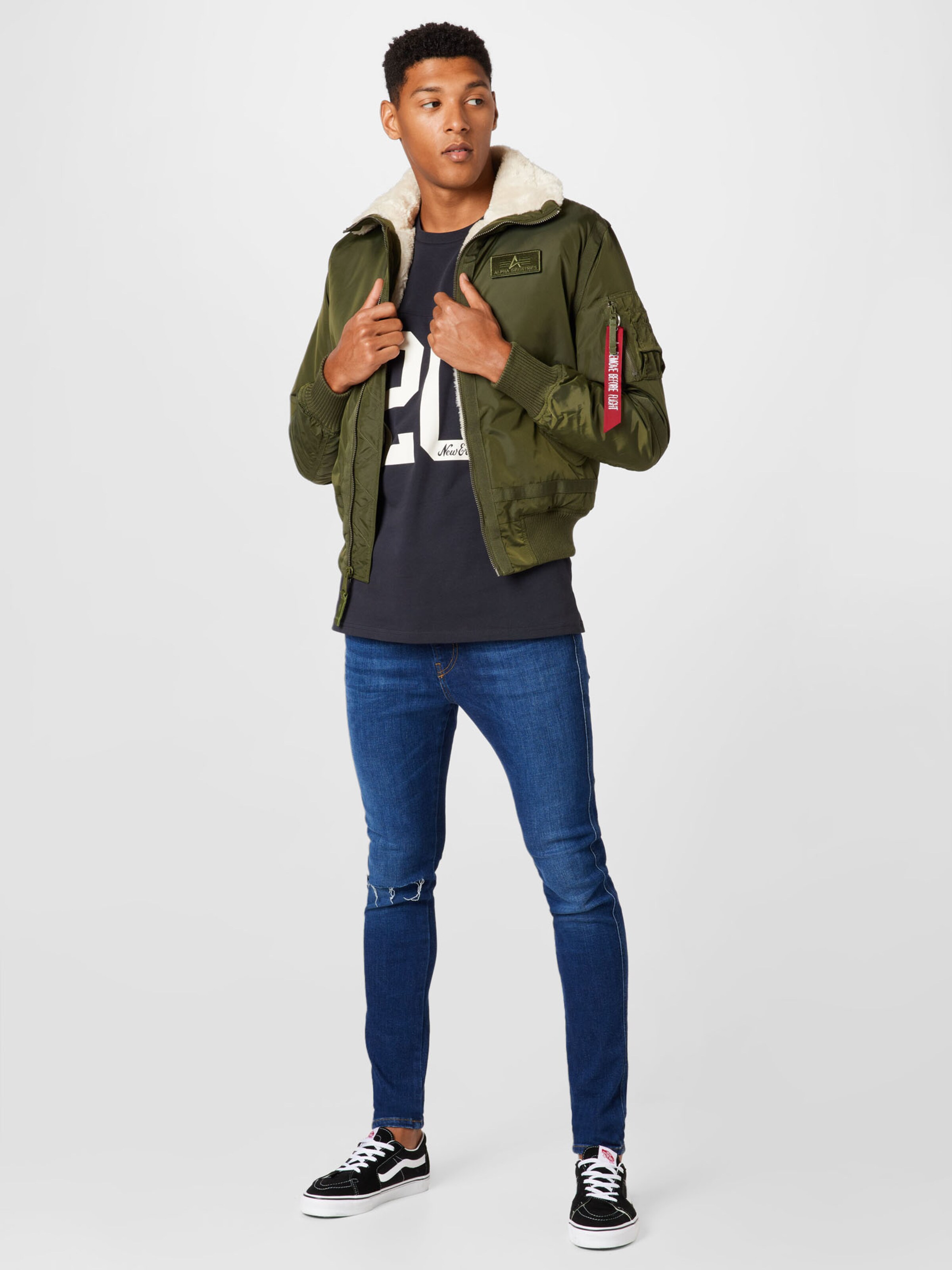 Männer Jacken ALPHA INDUSTRIES Jacke in Oliv - SR83964 Männer Jacken ALPHA INDUSTRIES Jacke in Oliv - SR83964