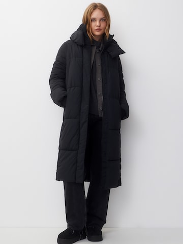 Pull&Bear Winter Coat in Black