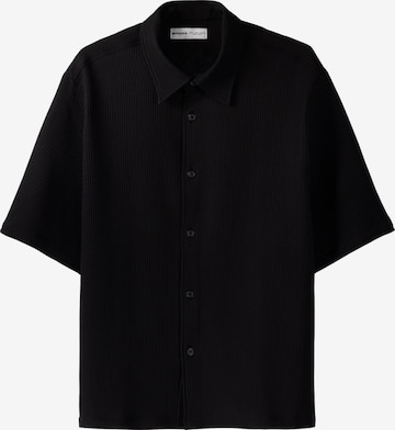 Bershka Regular fit Button Up Shirt in Black: front