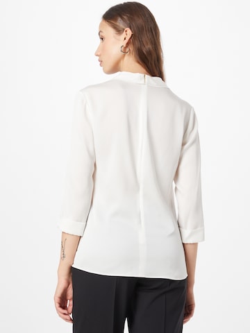 BOSS Black Bluzka 'Insani' w kolorze biały