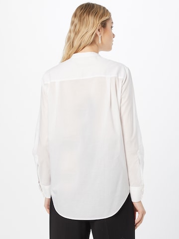 BOSS Black Блуза 'Befelize' в бяло