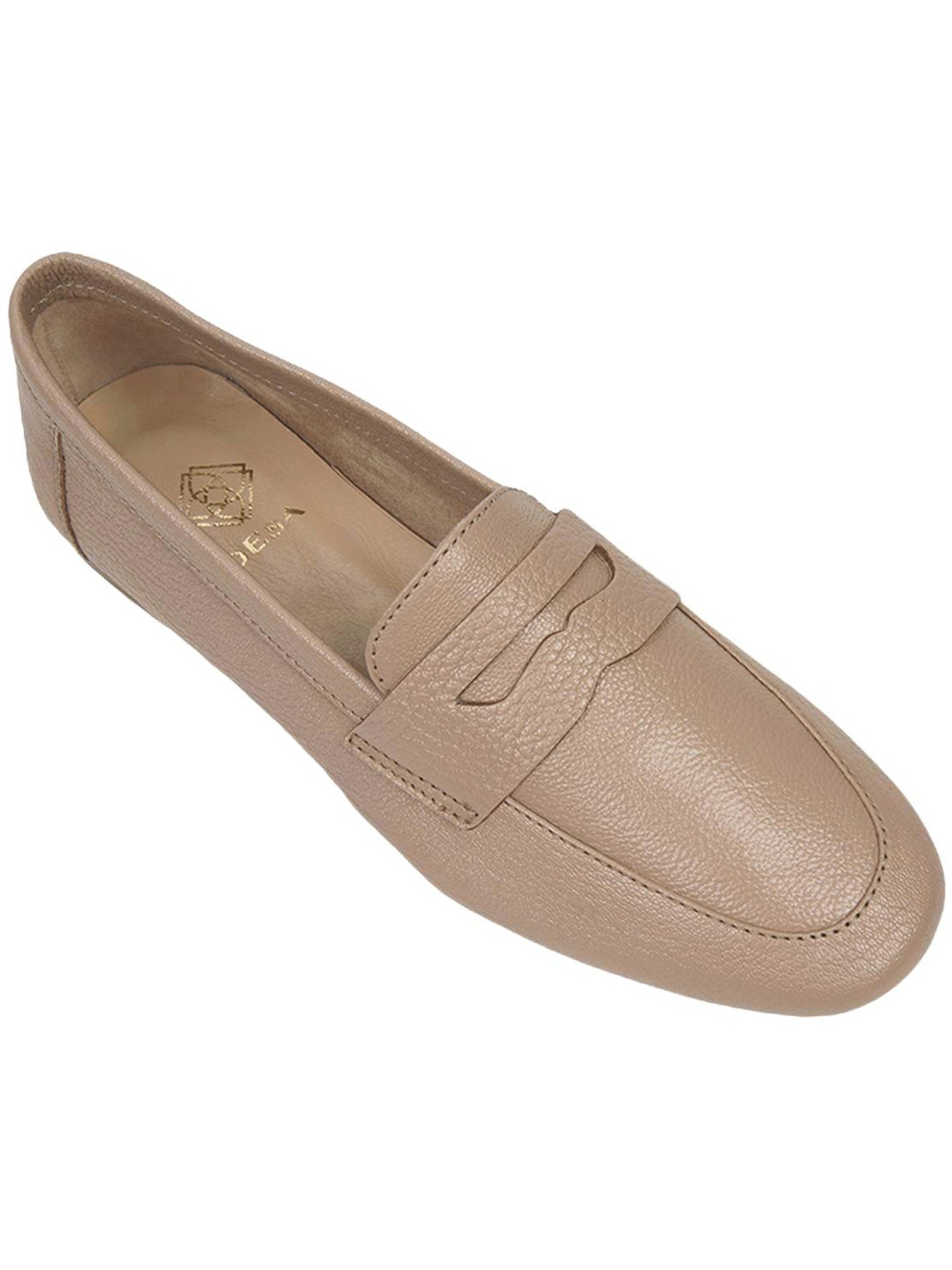 Desa Classic Flats 'Slipper' in Beige