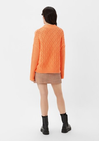 comma casual identity Sweater in Orange: back