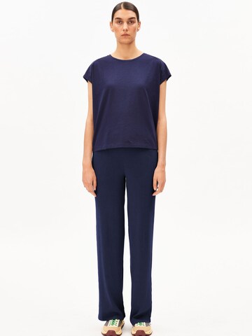 T-shirt ARMEDANGELS en bleu