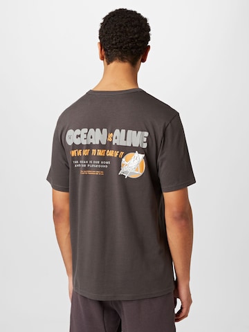 pilka O'NEILL Marškinėliai 'Pacific'