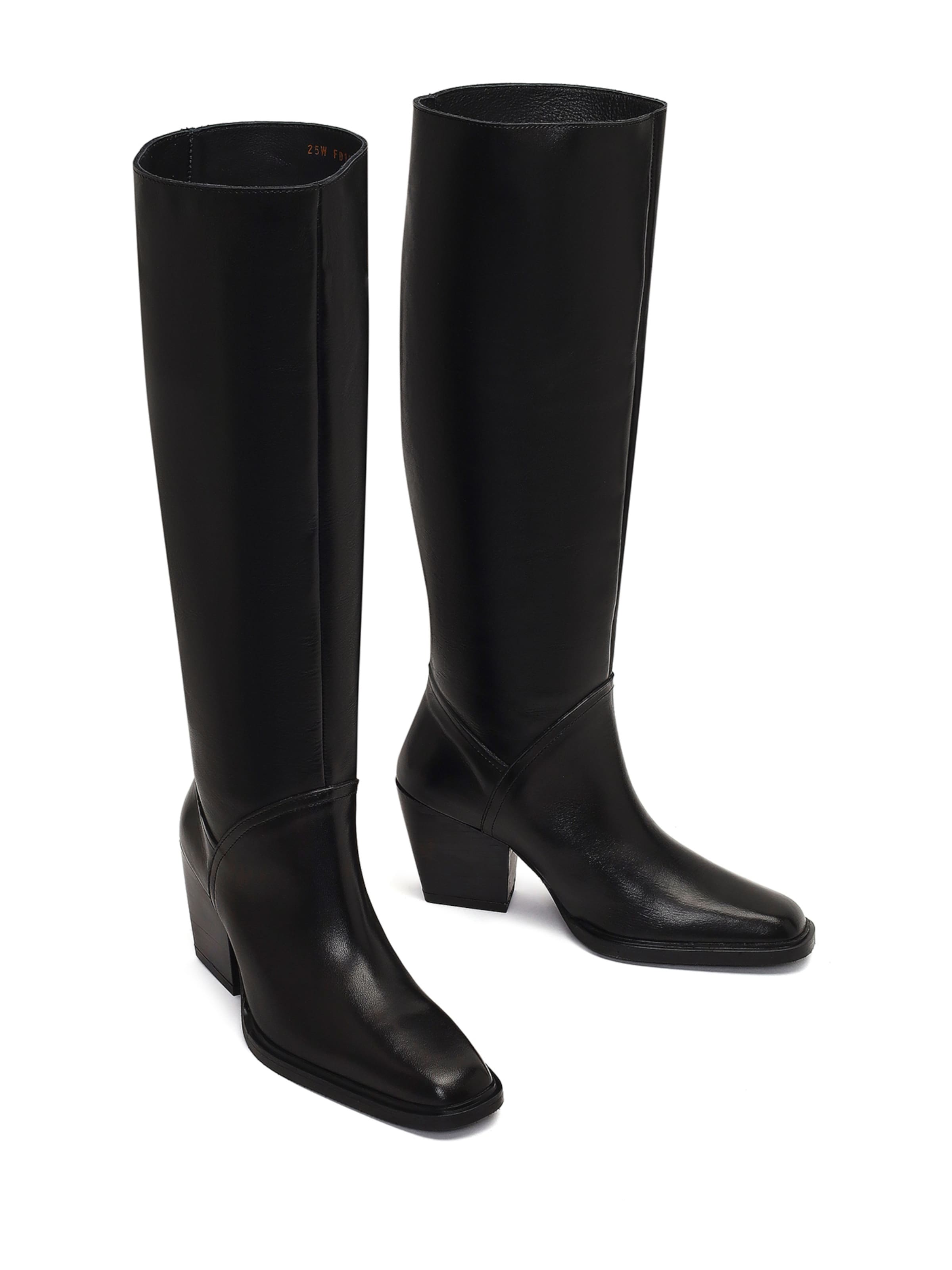 Derimod Boots in Zwart