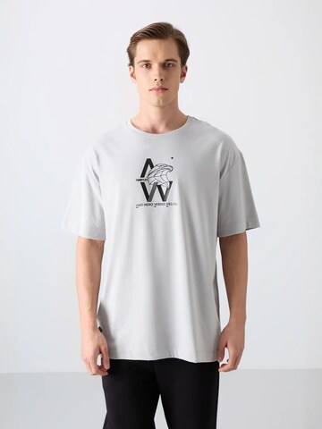 Tommy Life - Camisa em cinzento