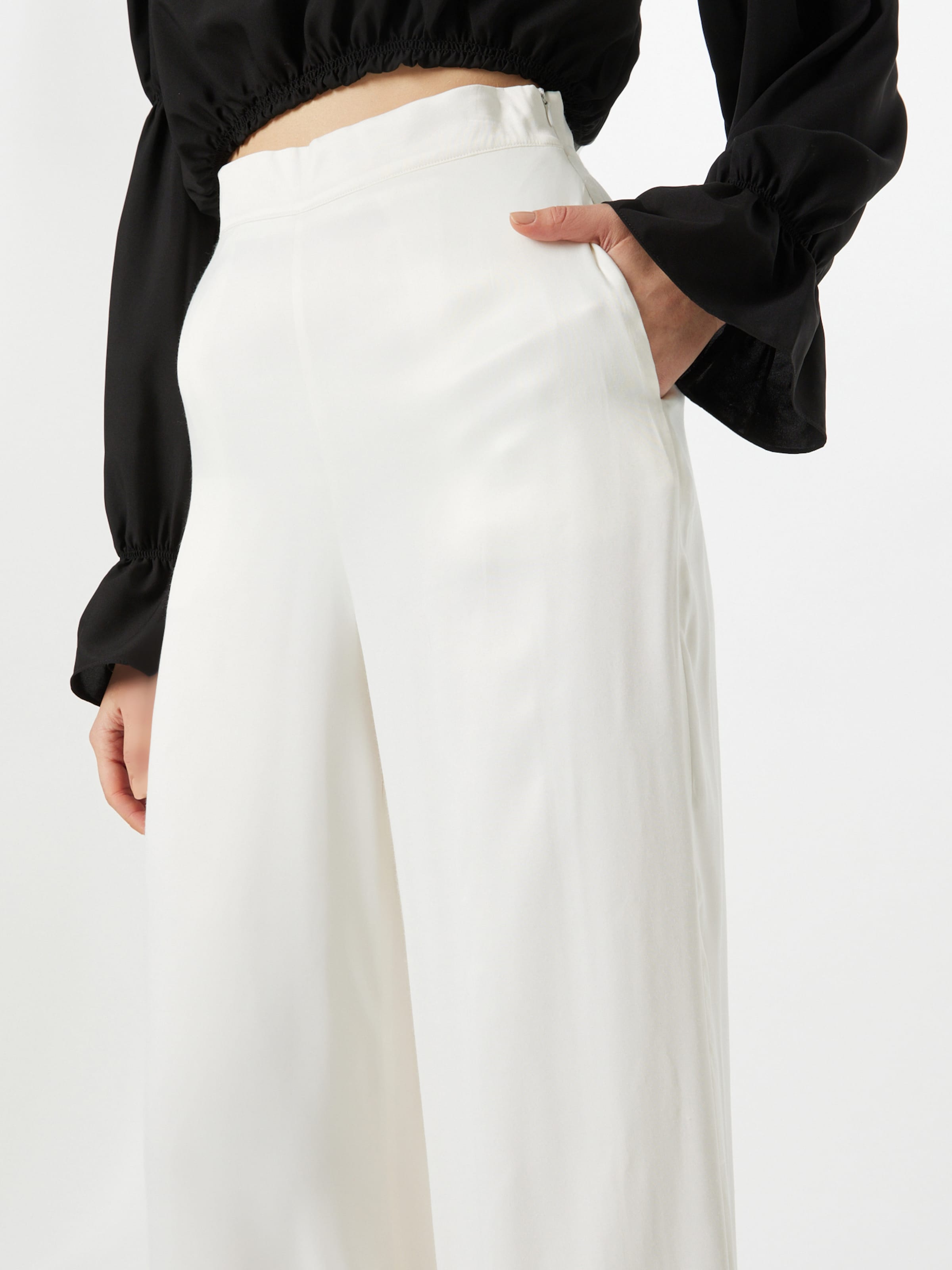 Coast Wide leg Trousers in White ABOUT YOU