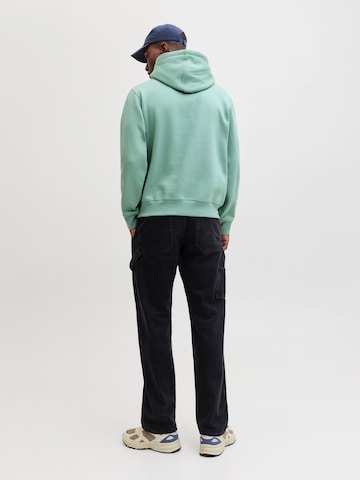 Sweat-shirt 'JJEStar' JACK & JONES en vert