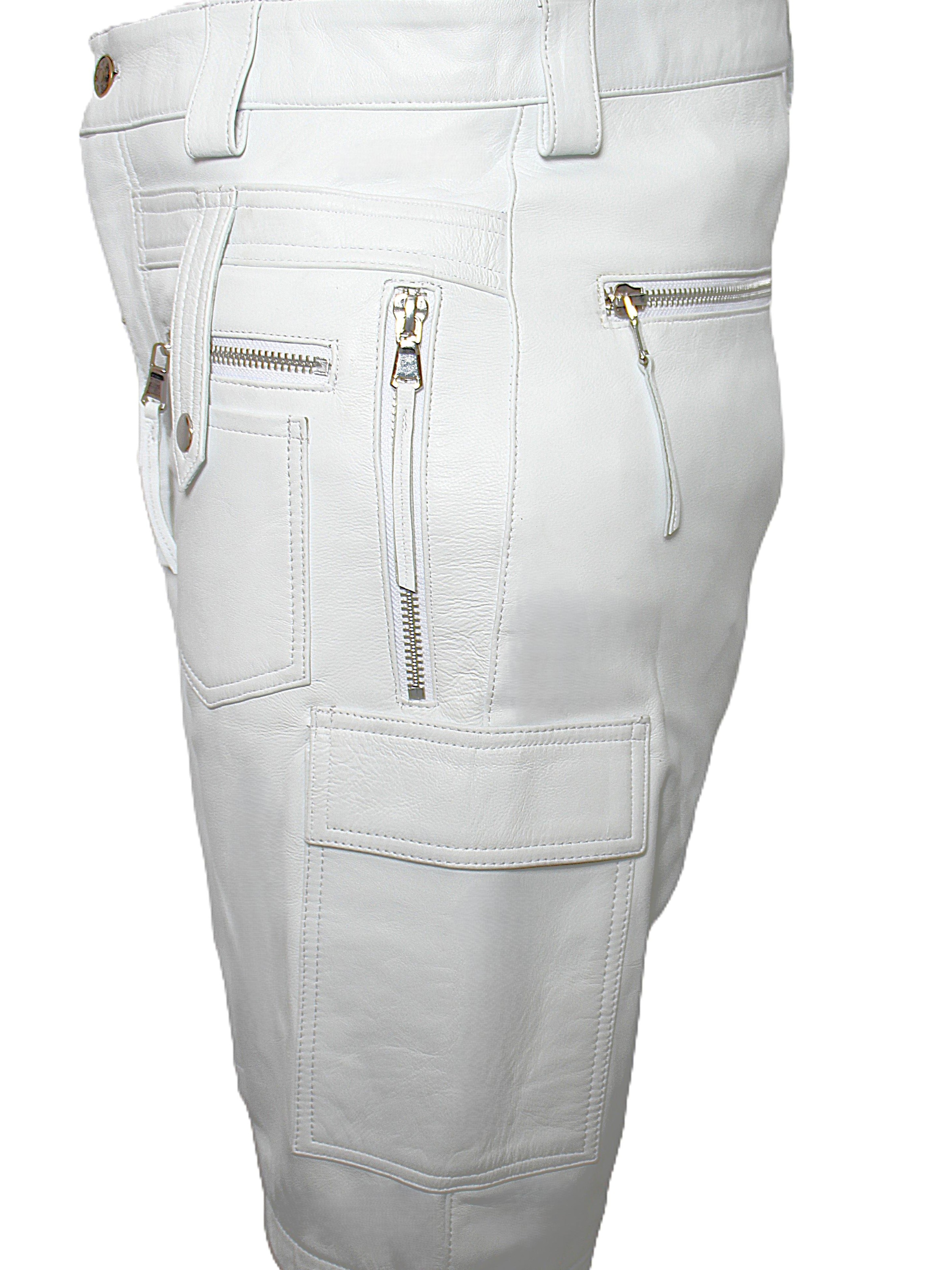 Be  Noble Regular Cargobroek 'Leder-Shorts als knielange Cargo Lederhose' in Wit