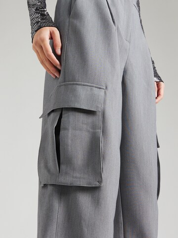Y.A.S Loose fit Pleat-Front Pants 'ALVAS' in Grey