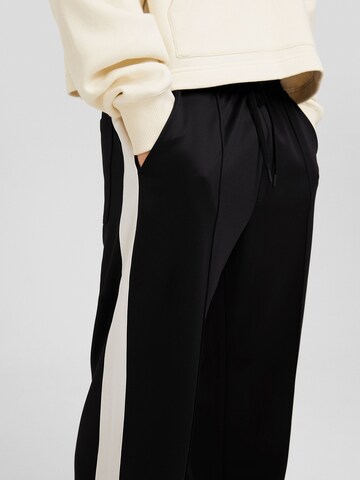 Bershka Loose fit Trousers with creases in Black