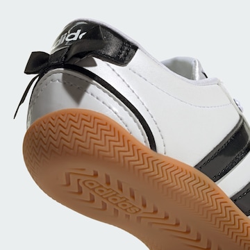 ADIDAS SPORTSWEAR Sneaker 'Grand Court' in Weiß