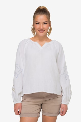 LAURASØN Blouse in White: front