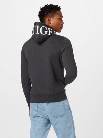 TOMMY HILFIGER Sweatshirt i grå