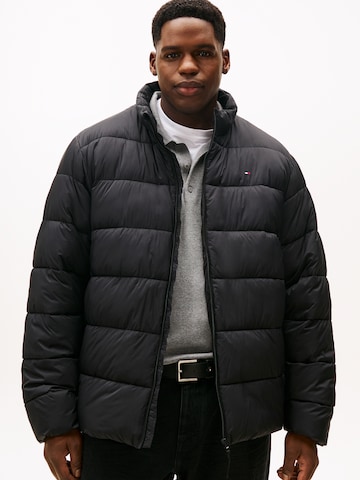 Tommy Hilfiger Big & Tall Övergångsjacka i svart: framsida