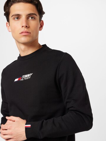 TOMMY HILFIGER Sweatshirt in Schwarz